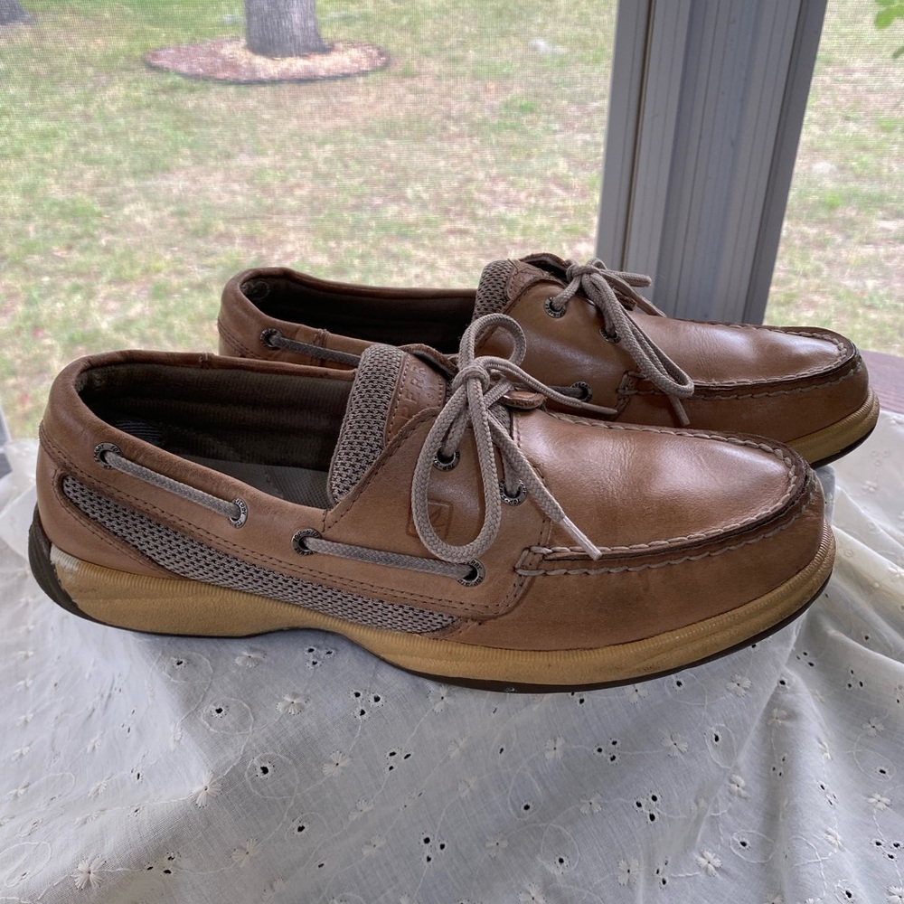 Sperry Tan Women’s Boat Shoes